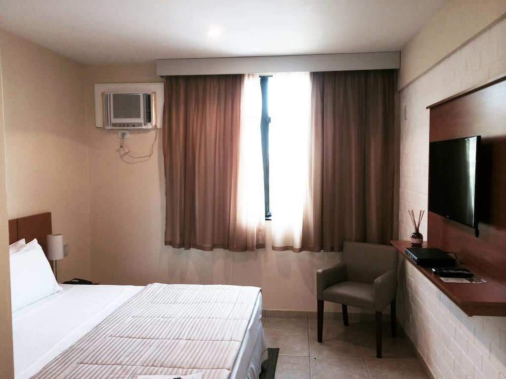 Marbella Barra Hotel