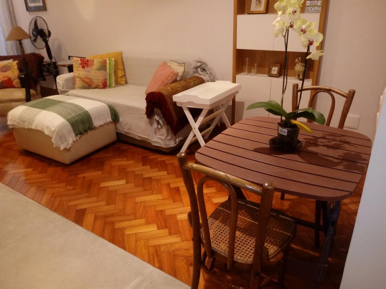 Belo Apt De Quarto E Sala Em Ipanema *