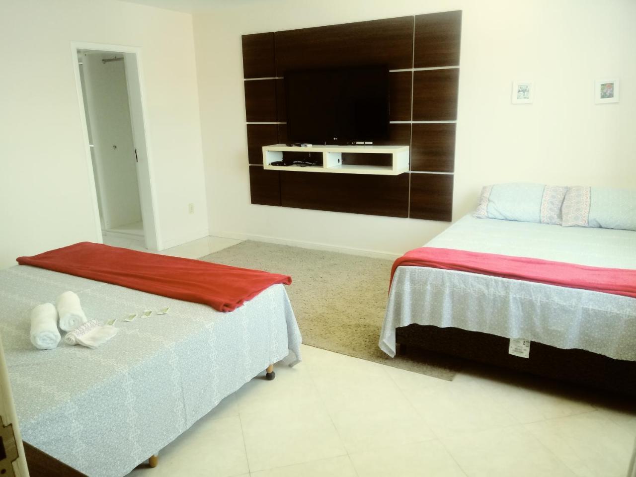 Irmaos Freyhardt Galeao Homestay *