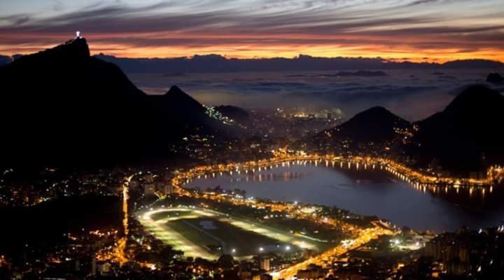 Copacabana, Mirante Do Azul Mar