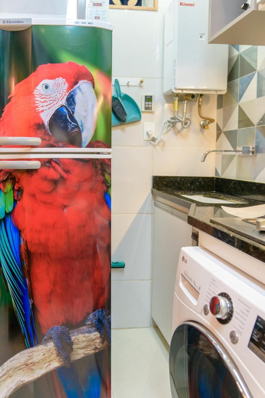 Apartamento Reformadissimo Na Quadra De Copacabana Posto 6 Na Localizacao Do Rio - Wifi 500mb