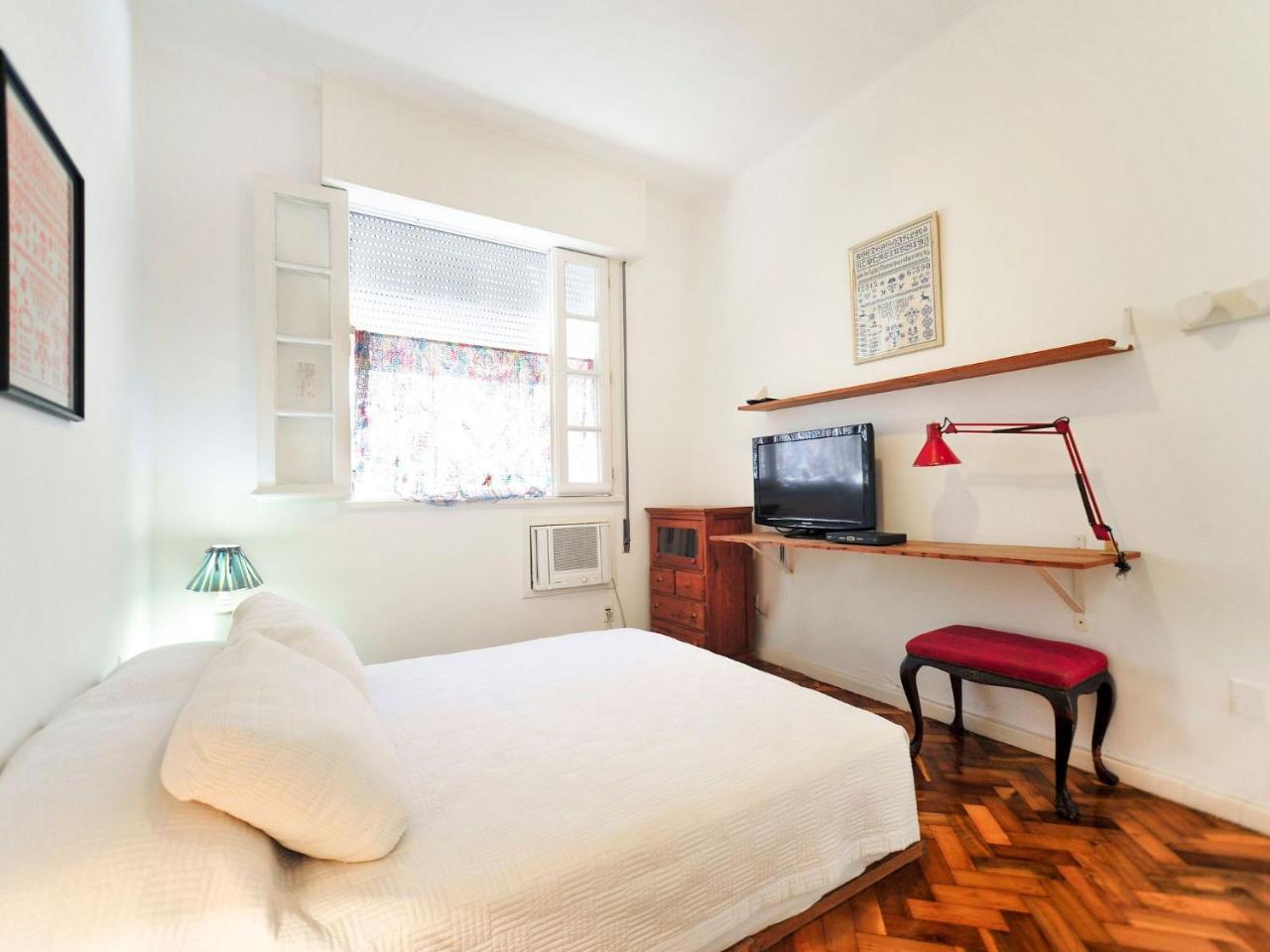 Omar Do Rio - Gc 1002 Apartamento 2qtos, Completo Com Garagem, Internet 120mbps, A 150metros Da Praia De Ipanema E Do Metrô, 05 Minutos Da Praia De Copacabana