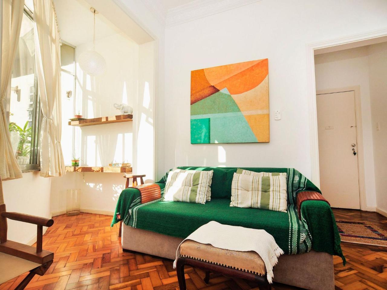 Apartamento Omar Do Rio - Gc 1002 Apartamento 2qtos, Completo Com Garagem, Internet 120mbps, A 150metros Da Praia De Ipanema E Do Metrô, 05 Minutos Da Praia De Copacabana *