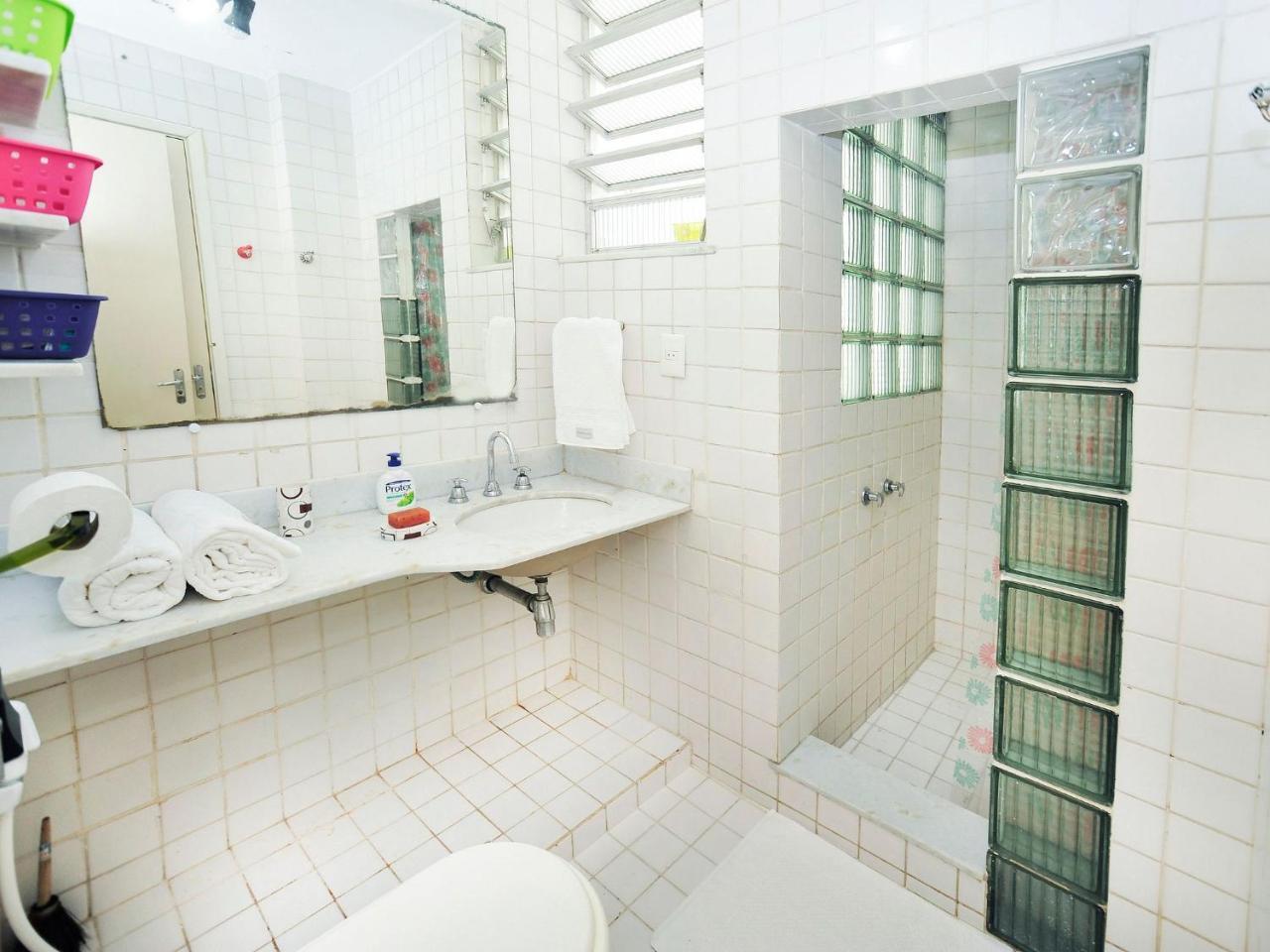 Omar Do Rio - Gc 1002 Apartamento 2qtos, Completo Com Garagem, Internet 120mbps, A 150metros Da Praia De Ipanema E Do Metrô, 05 Minutos Da Praia De Copacabana Apartamento Rio de Janeiro