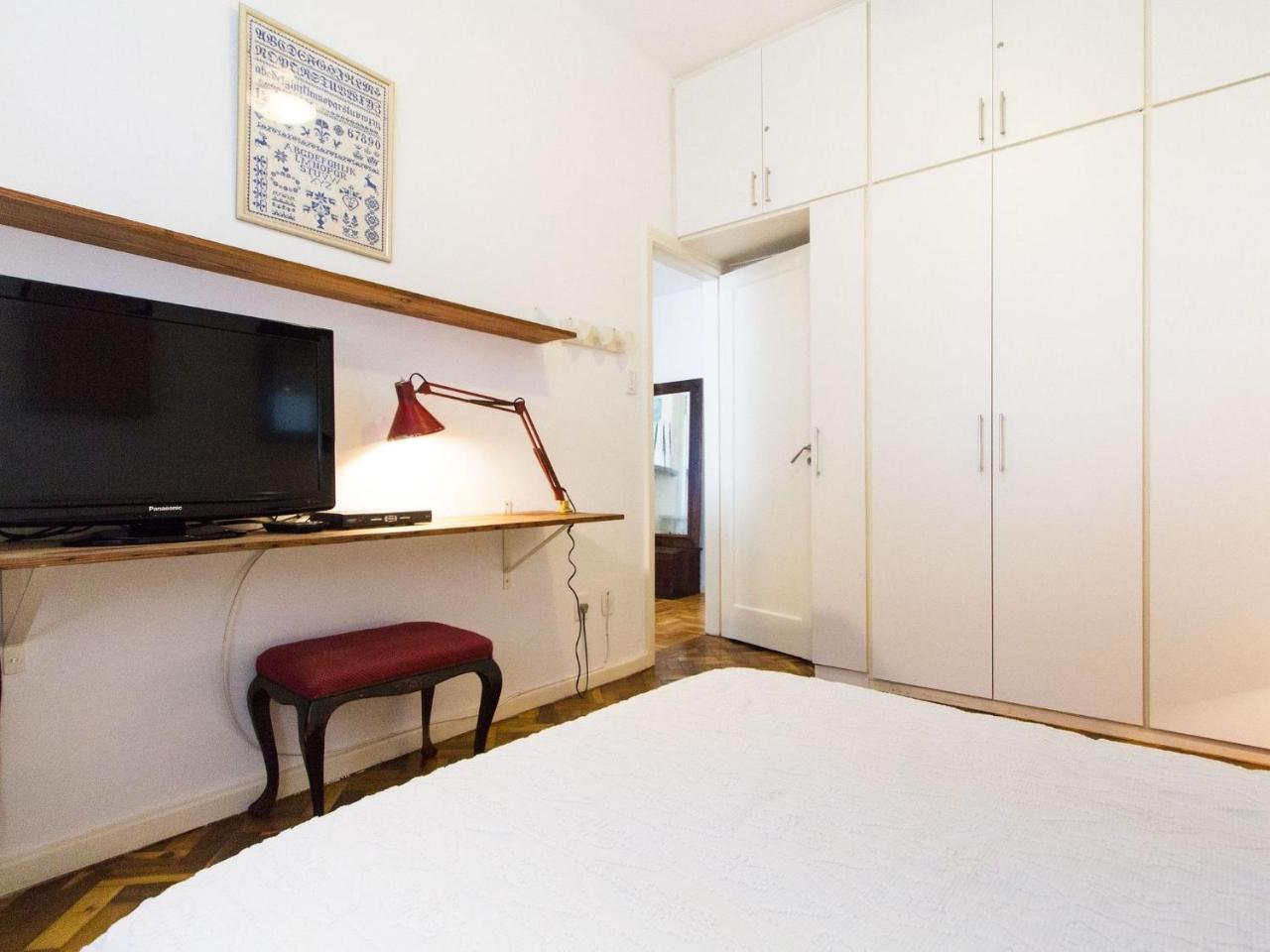 Omar Do Rio - Gc 1002 Apartamento 2qtos, Completo Com Garagem, Internet 120mbps, A 150metros Da Praia De Ipanema E Do Metrô, 05 Minutos Da Praia De Copacabana *