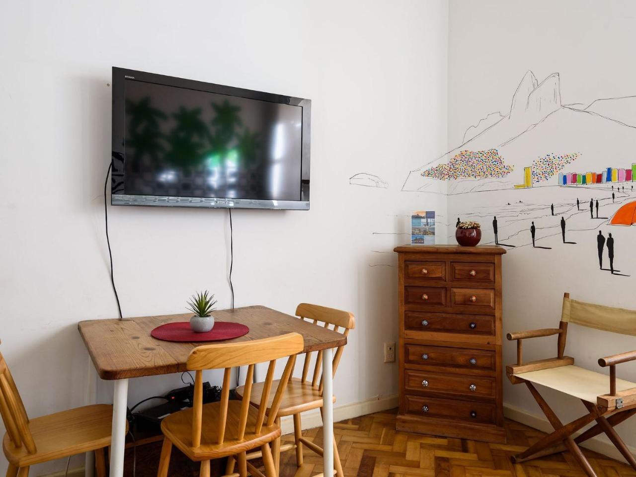 Omar Do Rio - Gc 1002 Apartamento 2qtos, Completo Com Garagem, Internet 120mbps, A 150metros Da Praia De Ipanema E Do Metrô, 05 Minutos Da Praia De Copacabana Apartamento Rio de Janeiro