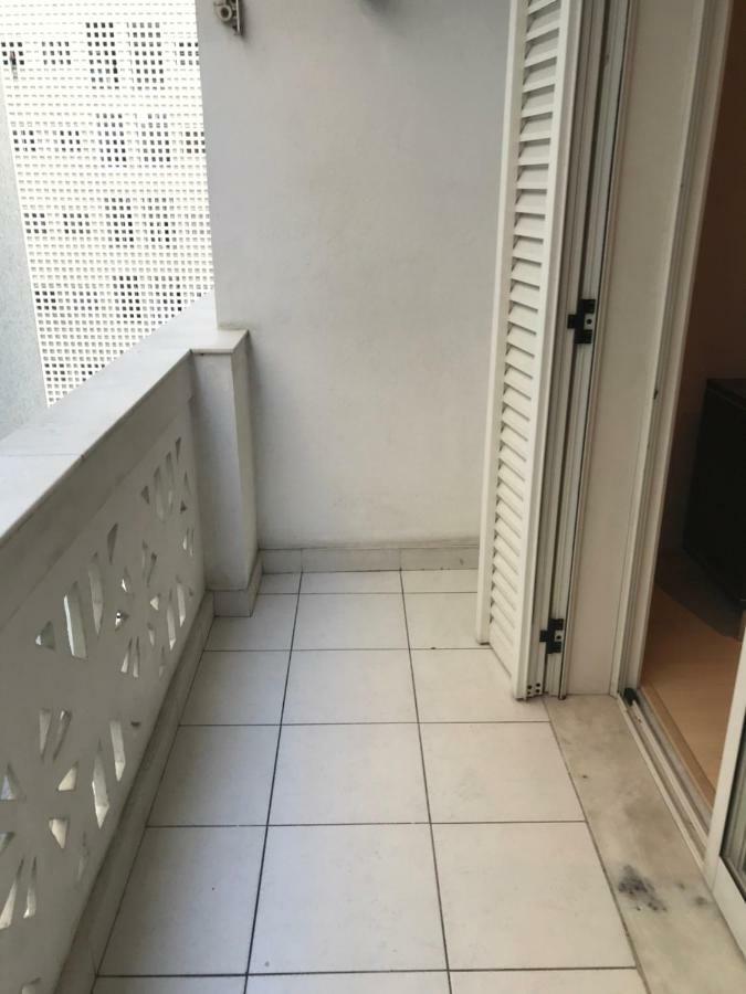 Residencial Com Serviços 45 Metros Decorado Com Sala, Suíte, Cozinha Quadra Da De Copacabana