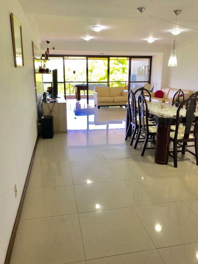 Apto Grande, 170m2-recreio Apartamento