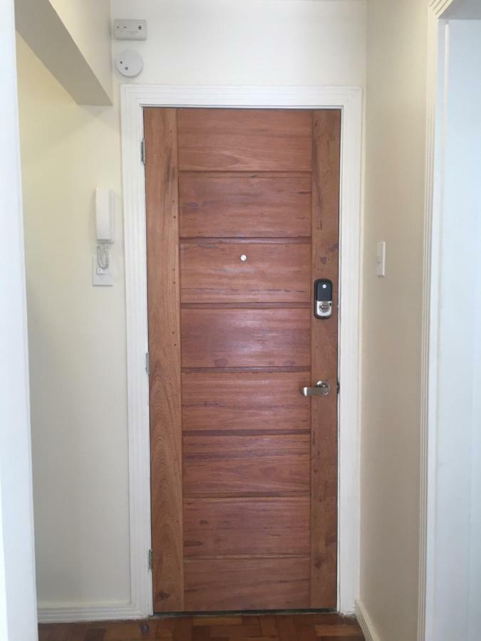 Apartamento 1 Quarto Reformado Em Copacabana Apartment *