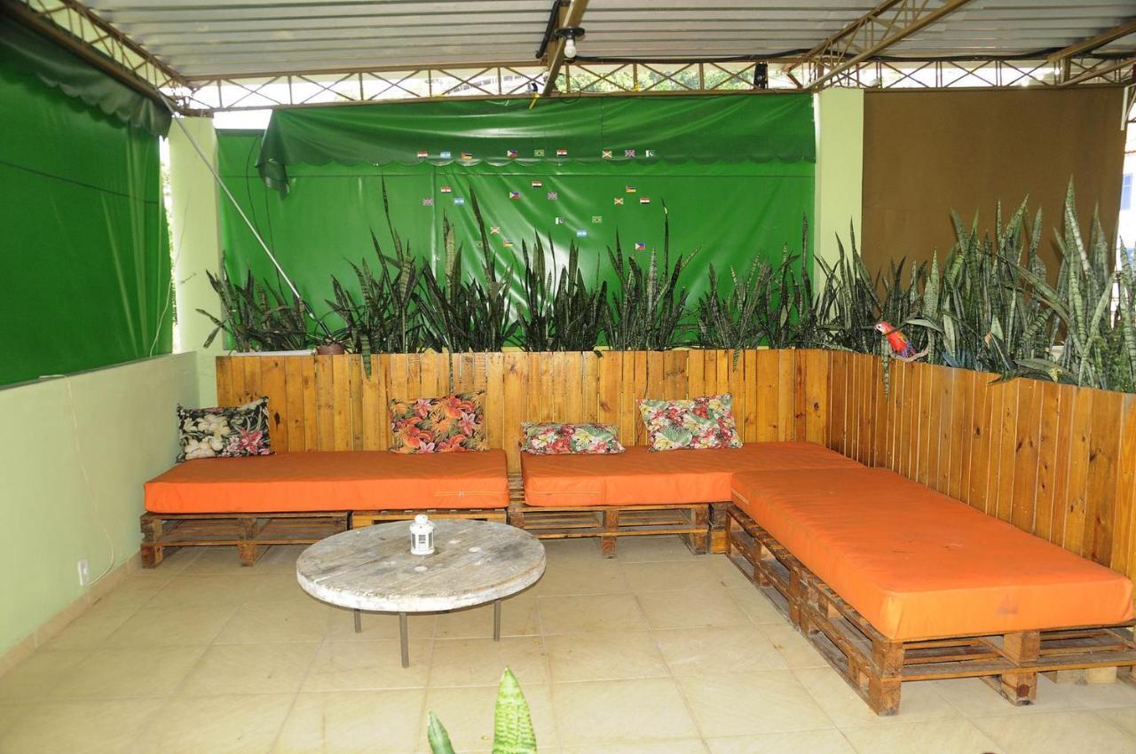 Hostel Le House *