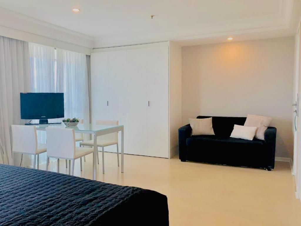 Apartamento Acesso Praia, Vista Mar, Estacionamento, Cozinha, Conforto *