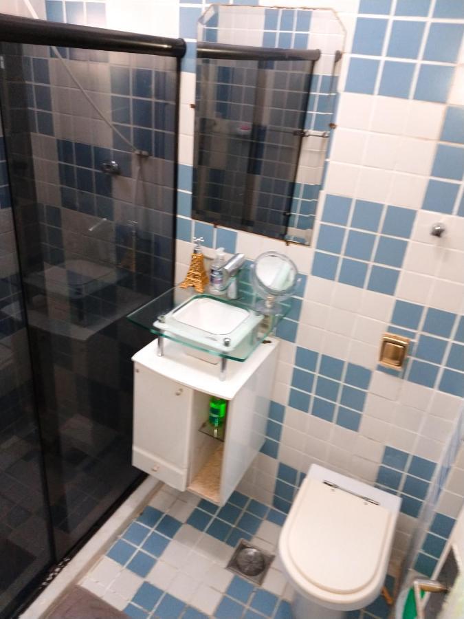 Apartamento Com Varanda Em Copacabana Apartment *