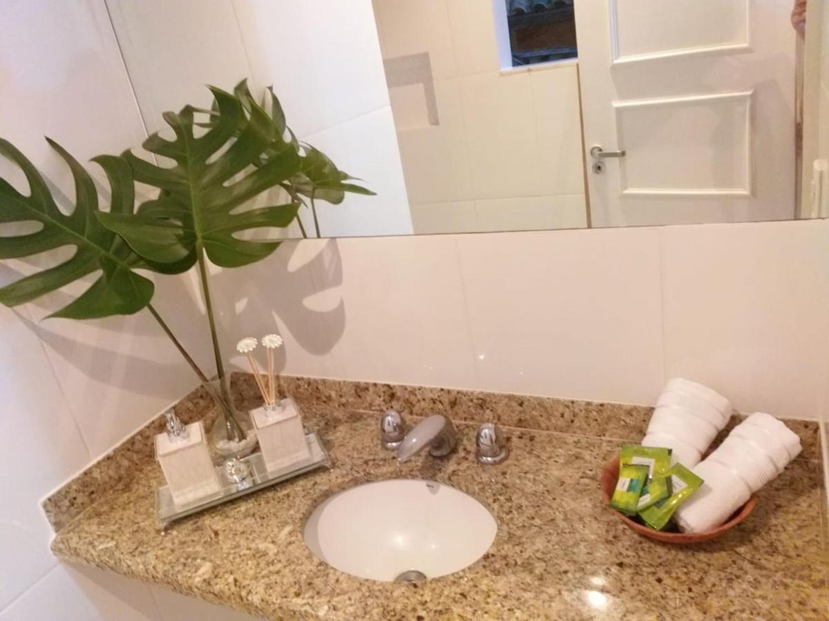 Casa Linda Floresta Bed & Breakfast *