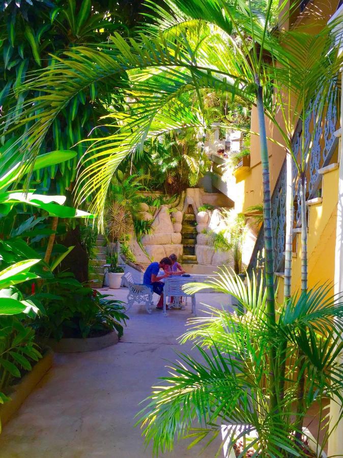 Casa Amarelo Guest house