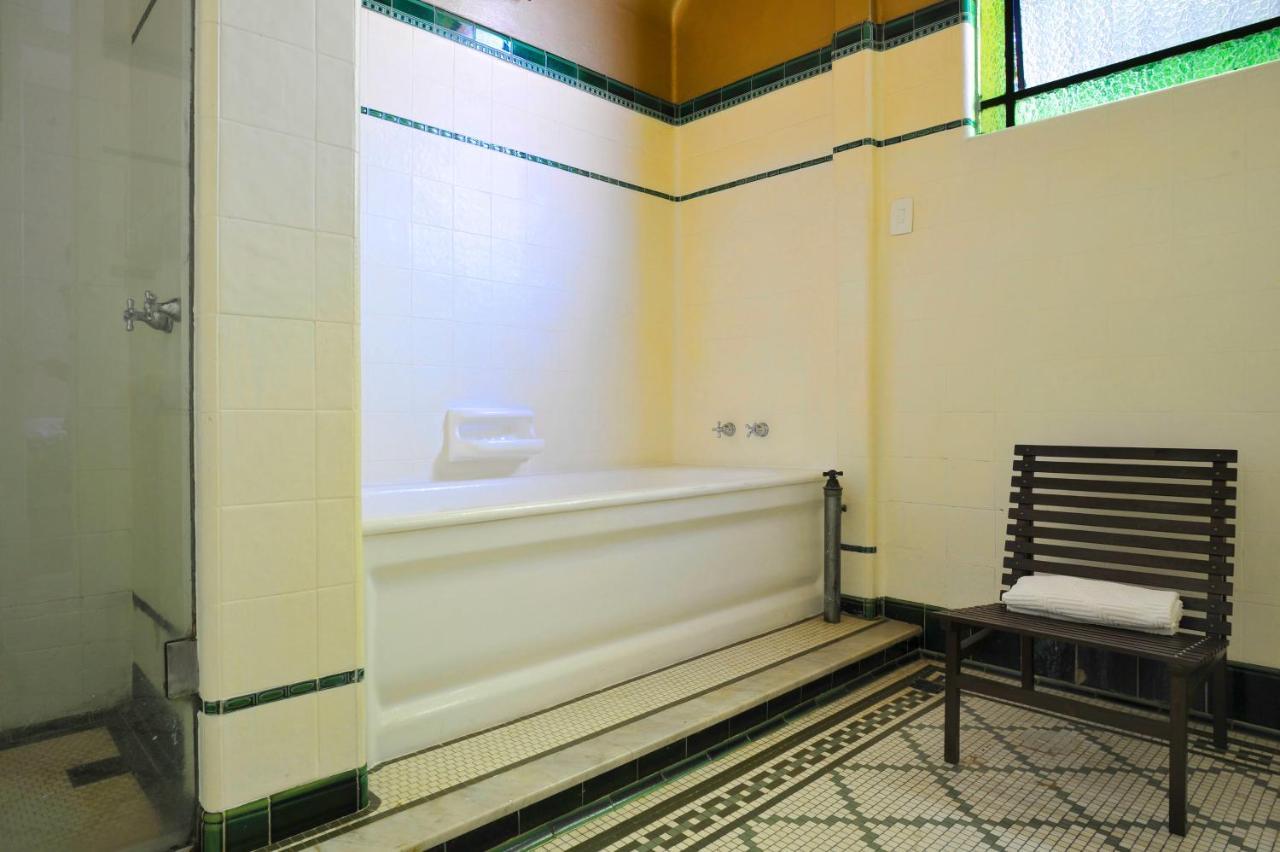 Casa Amarelo 4*