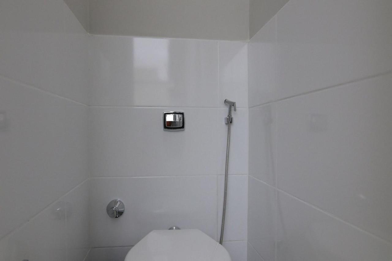 Cobertura Alto Luxo Com Terraco, Bbq E Piscina - 6 Quartos *