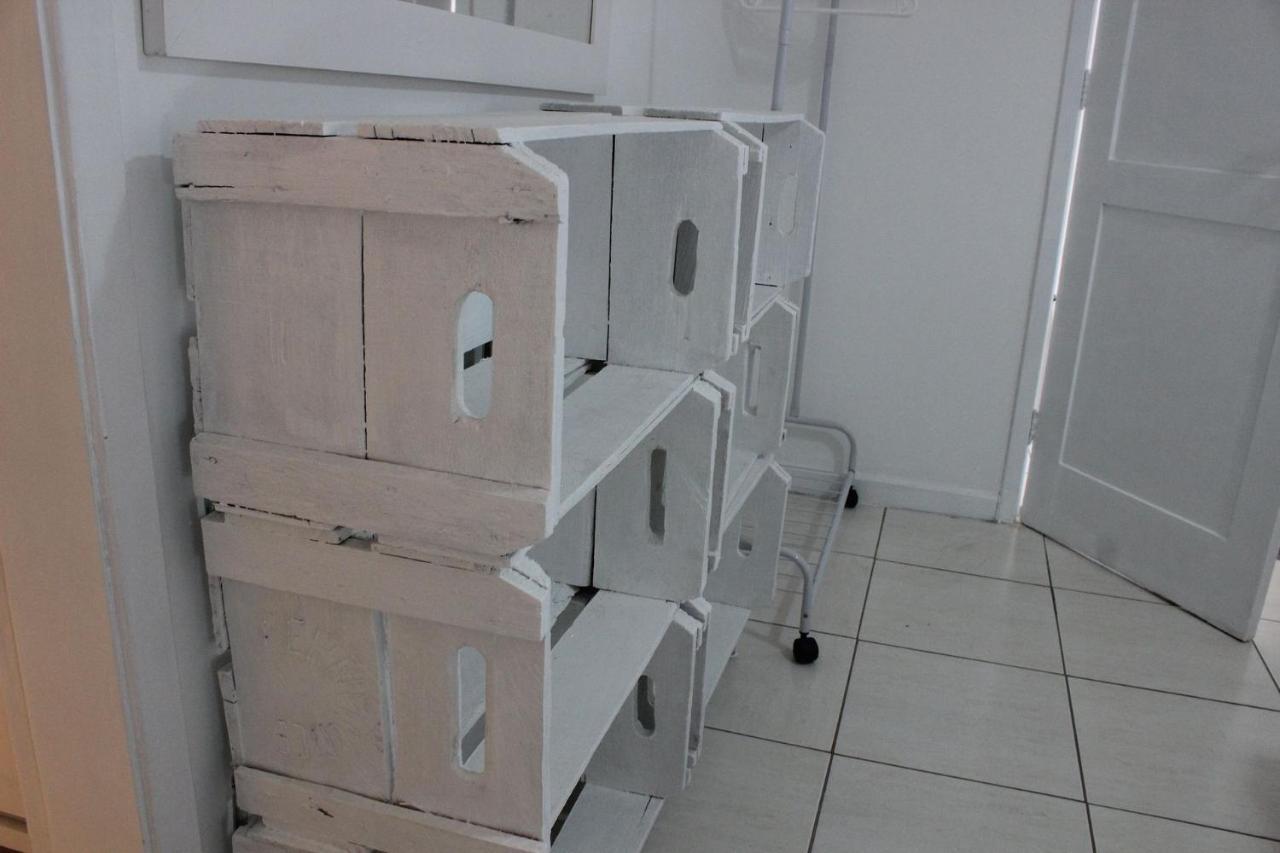 Rio Habitat Weaver Apartment