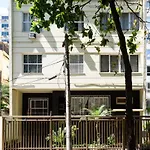 Pineapples PM402 - Moderno apartamento ideal para famílias em Ipanema a 250m da praia de Ipanema