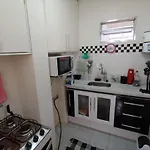 Apartamento Inteiro Entre Gloria, Catete E Praia Do Flamengo,Ao Lado Da Lapa- Zona Sul Rio De Janeiro-Rj, Banh, Coz, Sala E Quarto
