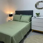 Aconchegante Apartamento Em Copacabana Na Quadra Da Praia