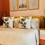 Quarto Elegante E Tranquilo Em Ipanema