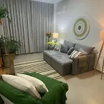 Espacoso Apartamento Reformado Em Copacabana