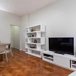 Pineapples PM203 - Moderno apartamento em Ipanema