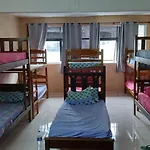 Hostel Bom E Familiar
