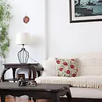 Pineapples SL302 - Aconchegante apartamento à uma quadra da praia de Copacabana