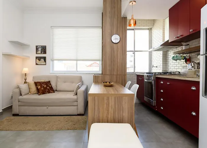 Apartamento Completo Em Copacabana | Jc 56/701