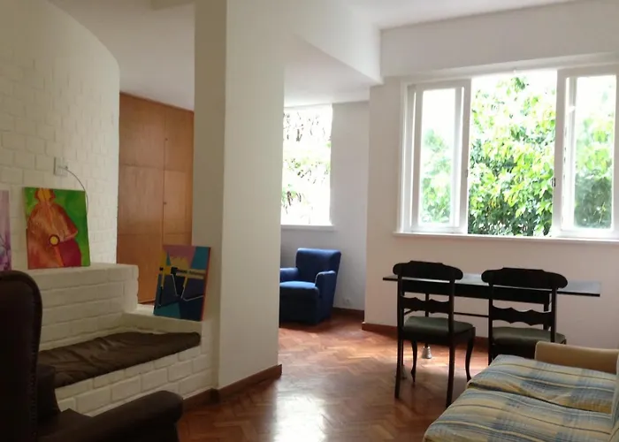 Apartment In Ipanema Beach 100M2, Near Metro