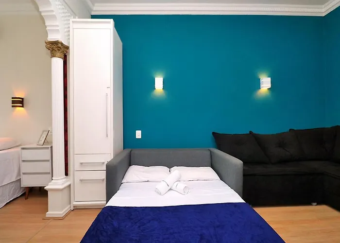 Fantastico 1 Quarto E Sala Em Copacabana Com Vista Para Natureza