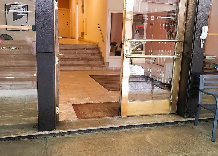 So Elas / Copacabana Quarto Individual Para Mulheres