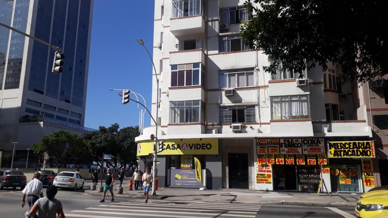 Edificio Alone Com Terraco Na Quadra Da Praia, Espacoso E Silencioso *