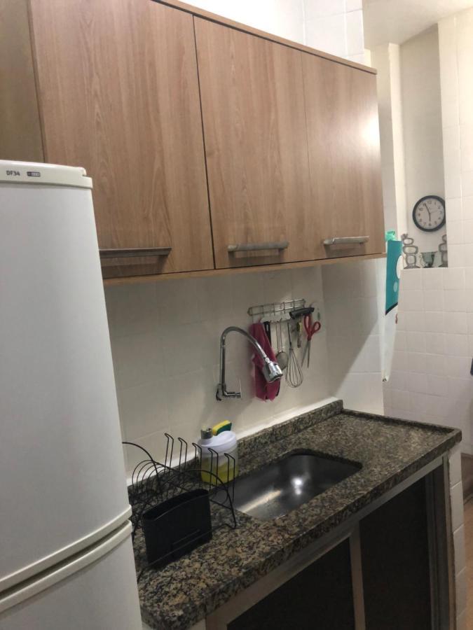 Edificio Alone Com Terraco Na Quadra Da Praia, Espacoso E Silencioso *