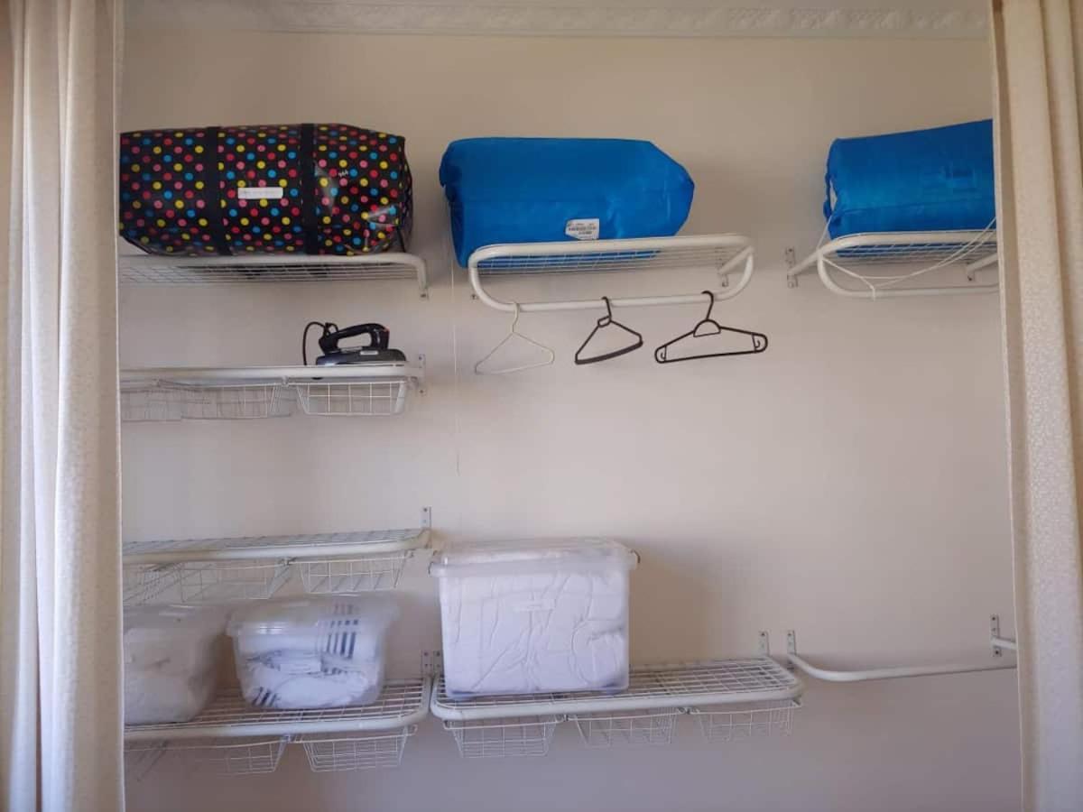 Apartamento Inteiro Entre Gloria, Catete E Do Flamengo,ao Lado Da Lapa- Zona Sul Rio De Janeiro-rj, Banh, Coz, Sala E Apartment *