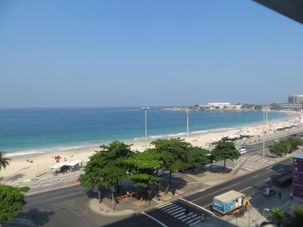 Viva A Experiencia Maravilhosa De Se Hospedar Em Frente Ao Mar Em Copacabana *