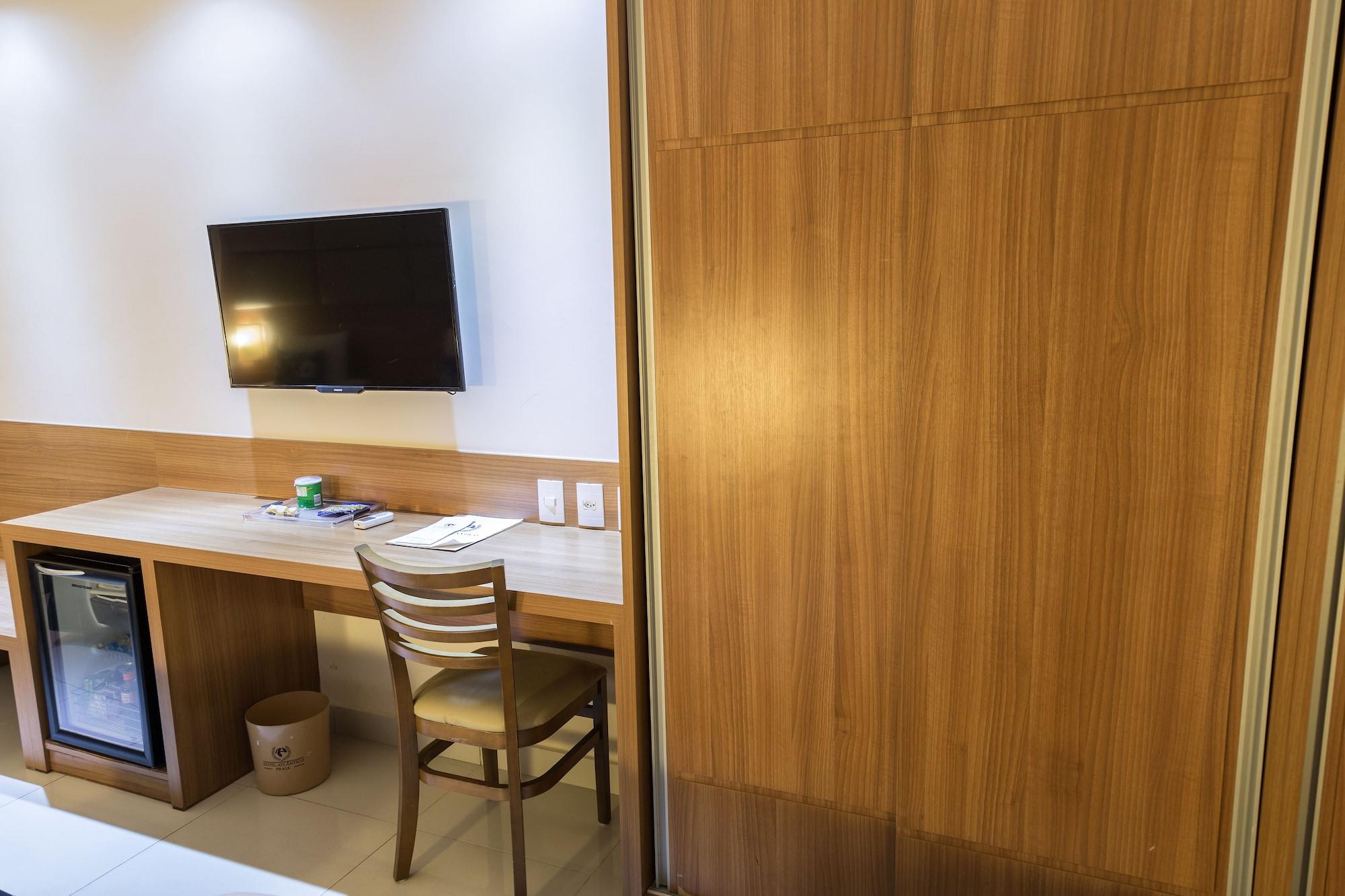Atlantico Hotel