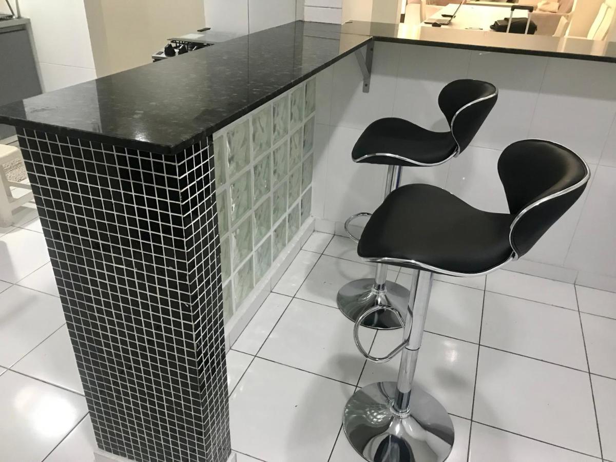 Copacabana, 4 Quartos, 3 Banheiros Apartamento