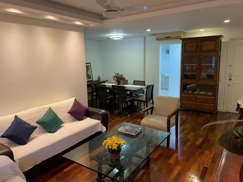Charmoso No Ponto De Ipanema Apartment