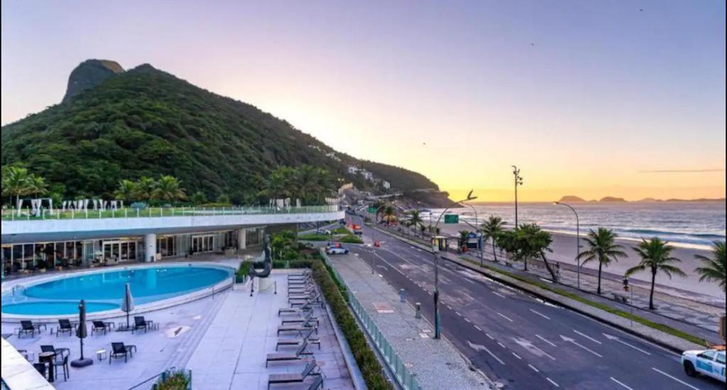 Nacional 02 Hotel