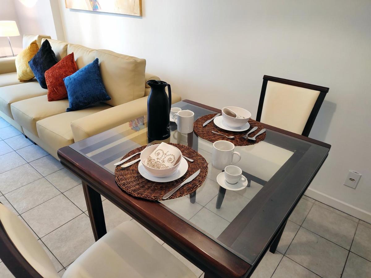 Flat Em Copacabana A 4 Min Da - Piscina, Garagem, Wi-fi, Portaria 24h, Varanda Vista Montanhas Apartamento *