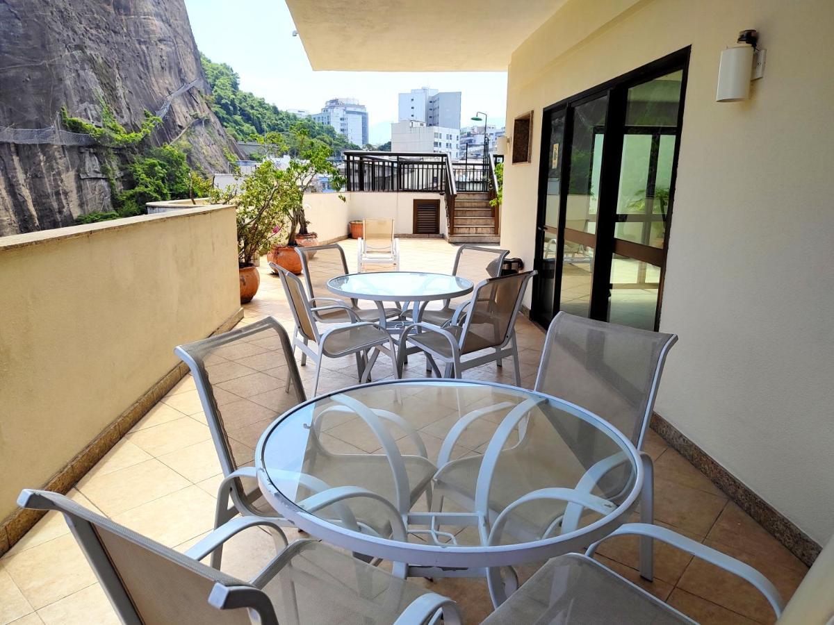 Apartamento Flat Em Copacabana A 4 Min Da - Piscina, Garagem, Wi-fi, Portaria 24h, Varanda Vista Montanhas