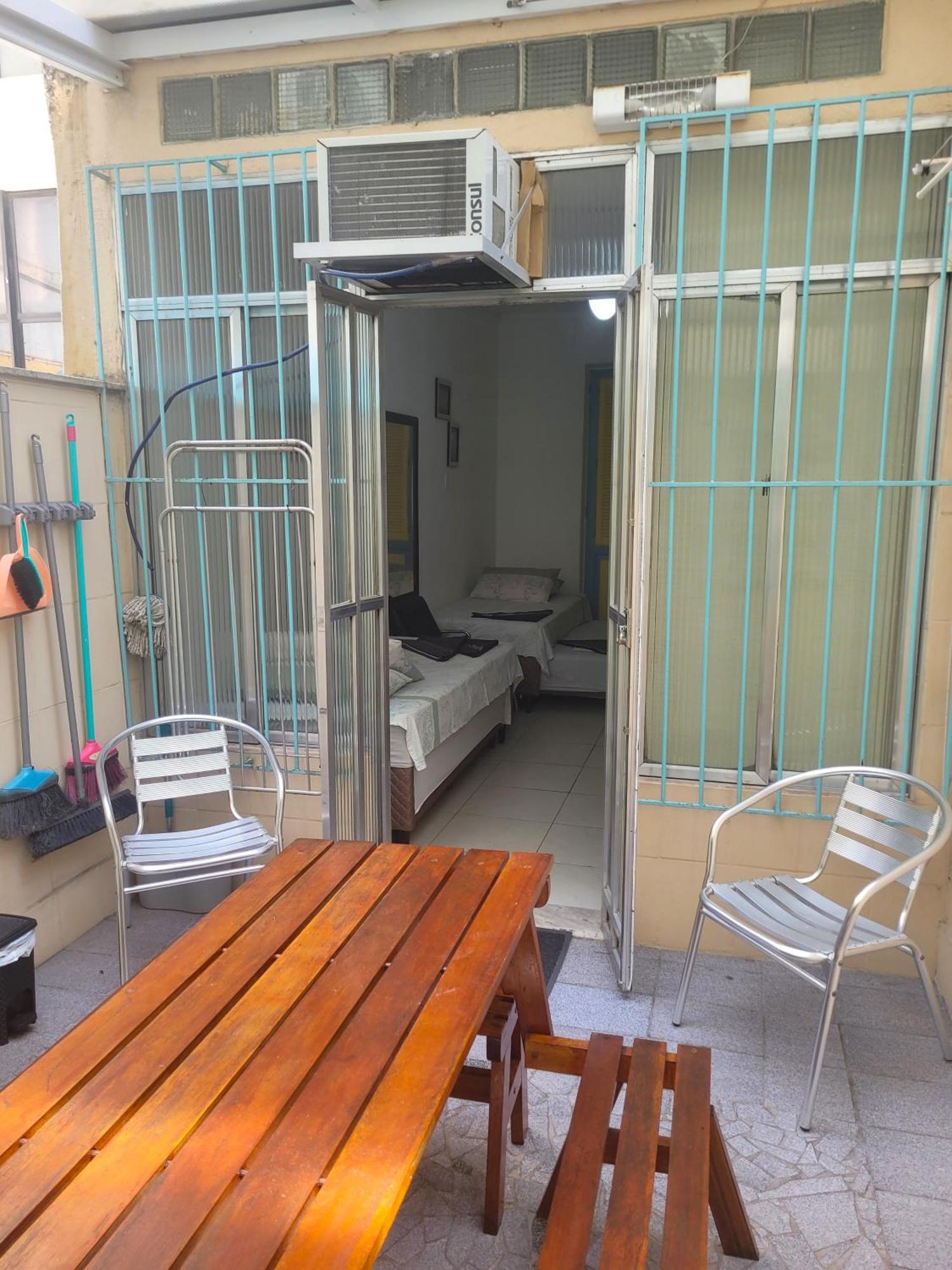 Edificio Alone Com Terraco Na Quadra Da Praia, Espacoso E Silencioso * Rio de Janeiro