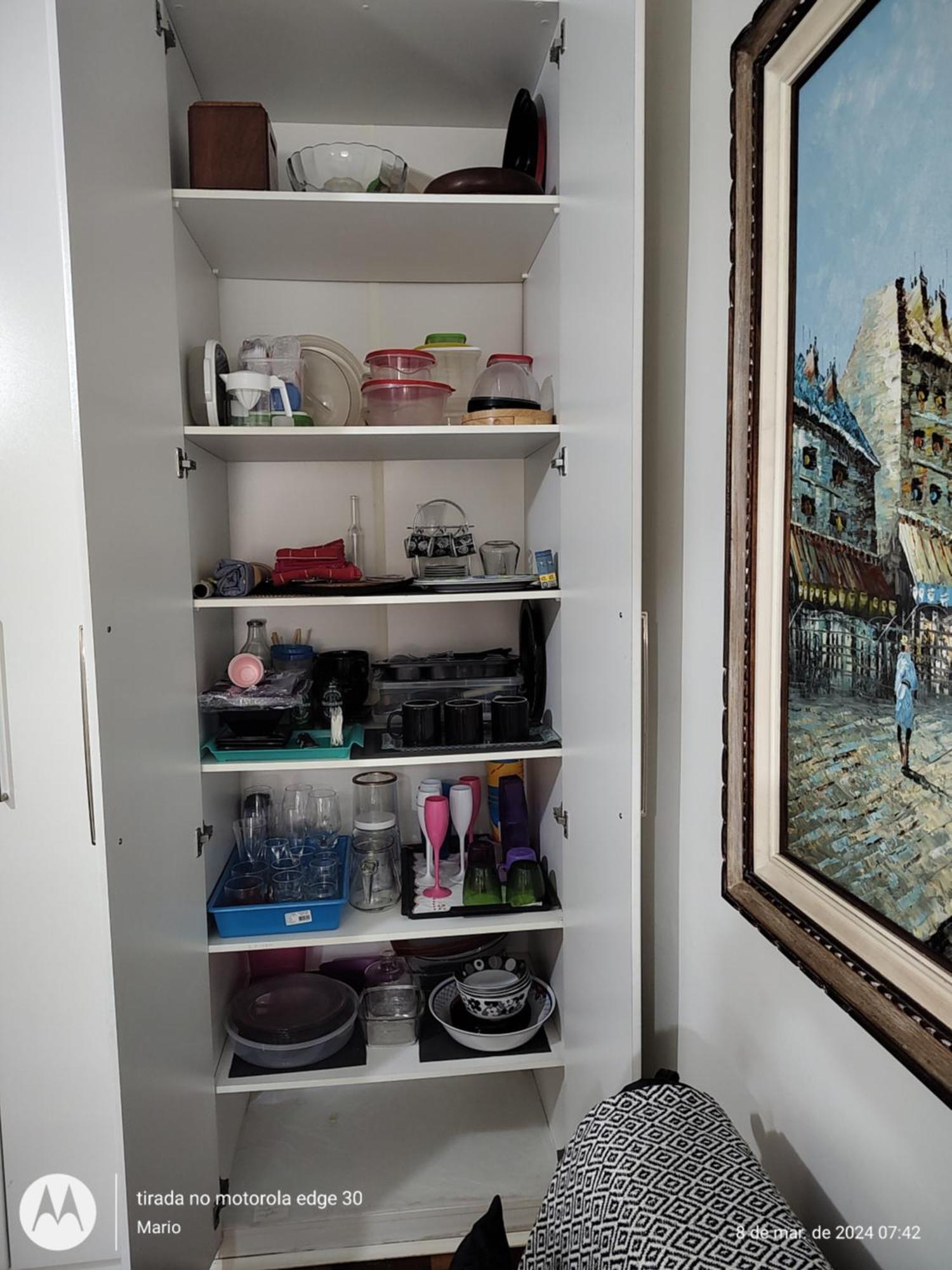 Emocoes Na Quadra Da Apartamento *