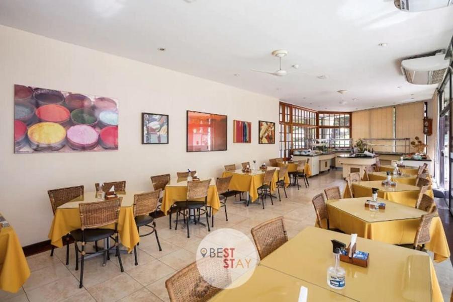 Apartment No Coracao Do Leblon, Com Limpeza Diaria Incluida *