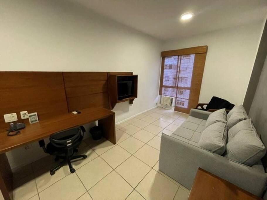 Apartamento Flat Em Ponto Nobre De Copa!