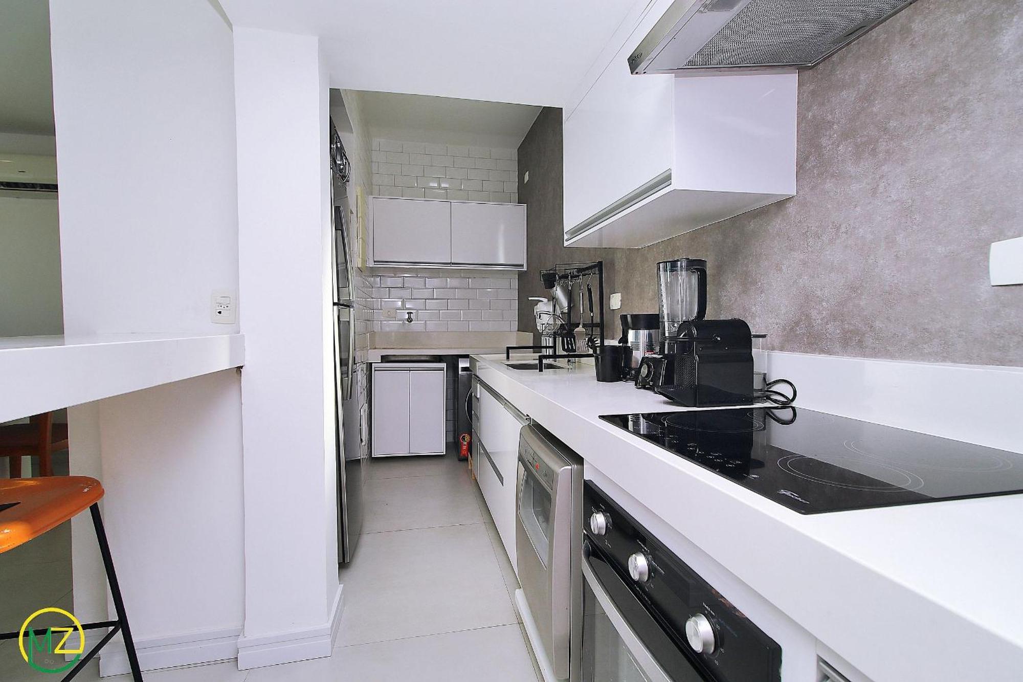 Cobertura Moderna De 3 Quartos Com Jacuzzi E Bbq