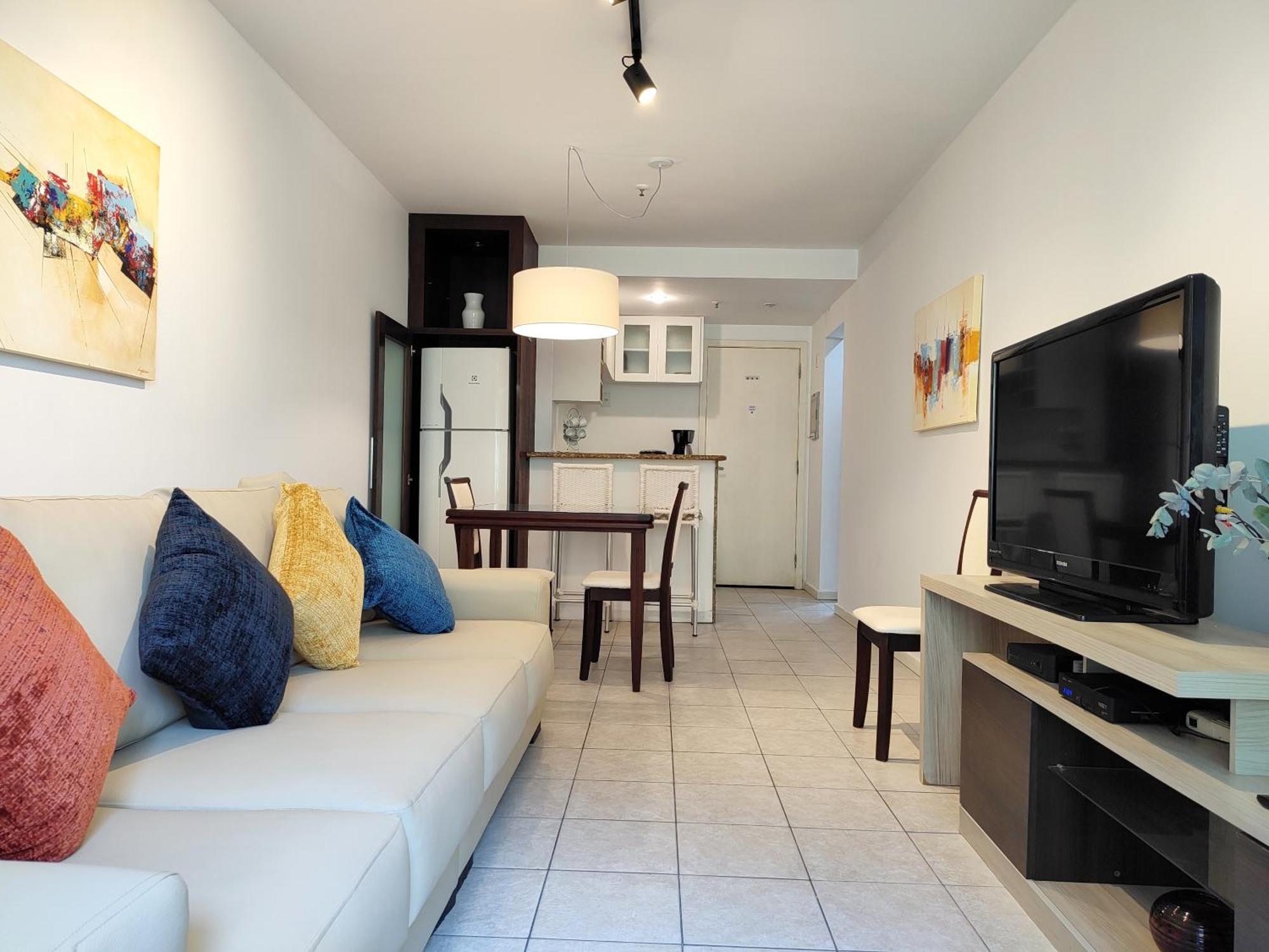Flat Em Copacabana A 4 Min Da - Piscina, Garagem, Wi-fi, Portaria 24h, Varanda Vista Montanhas Apartamento *