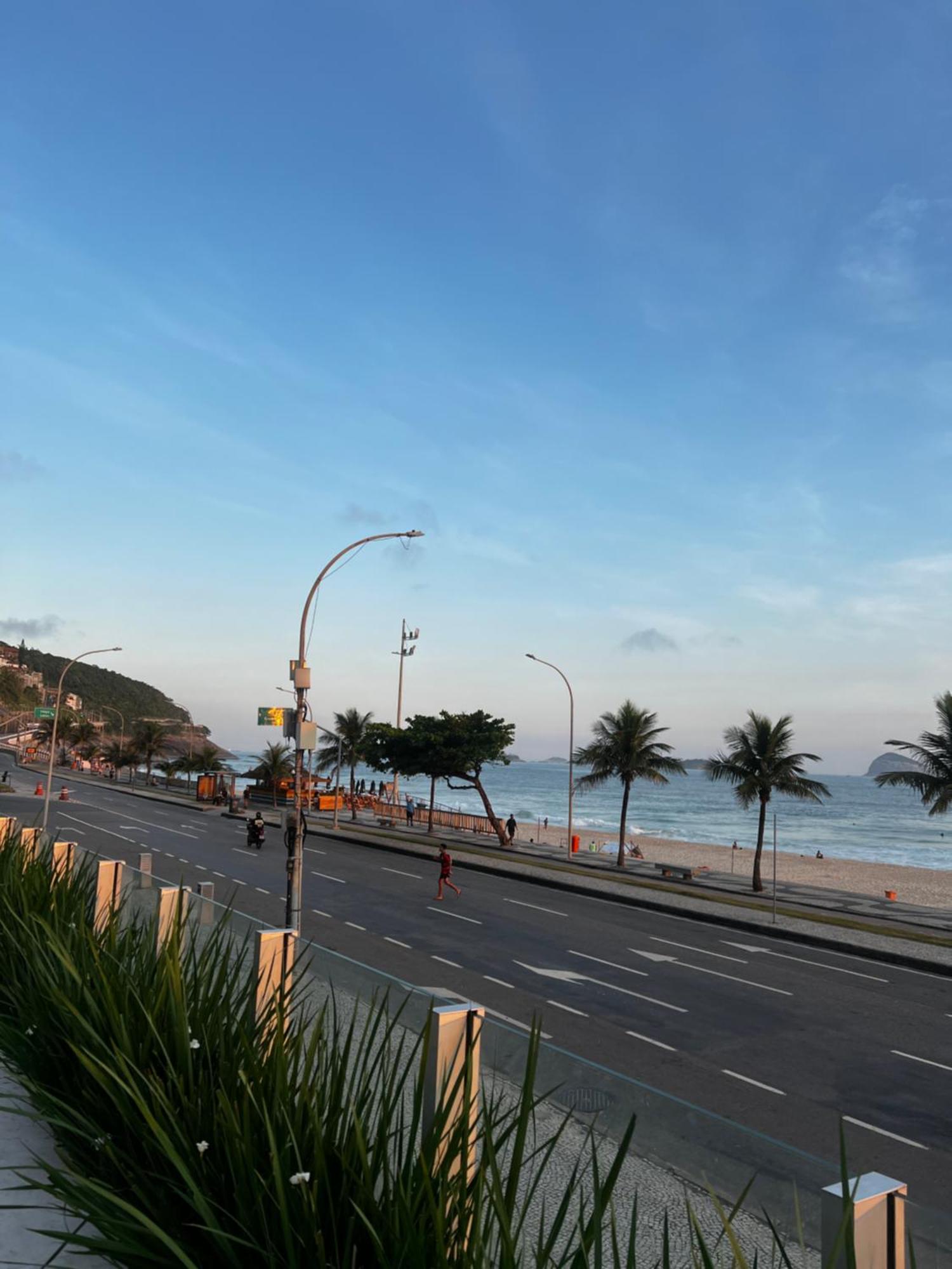Nacional - Nao Tem Cafe Da Manha Incluido 5*